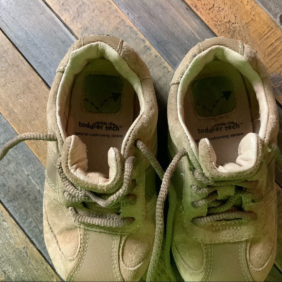 Stride Rite Toddler Shoes - Picture 5 of 7